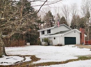 38 Monroe Rd, Hampden, ME 04444