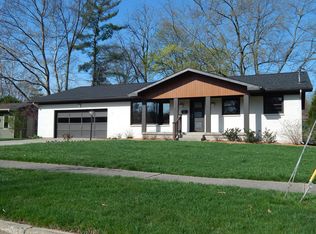 1545 Rosalind Rd SE, East Grand Rapids, MI