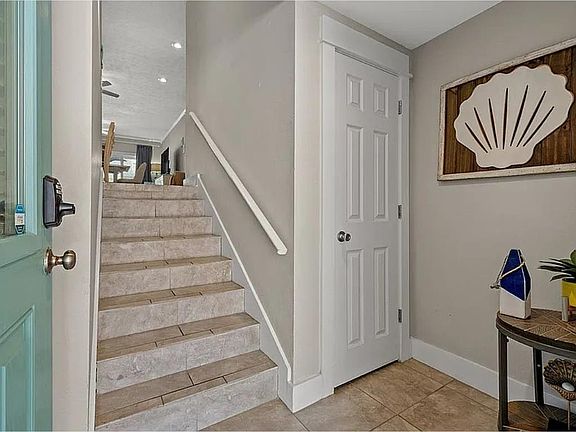 5th image of 102 S 38th St #A