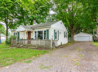 115 N Grant Ave, Three Rivers, MI 49093