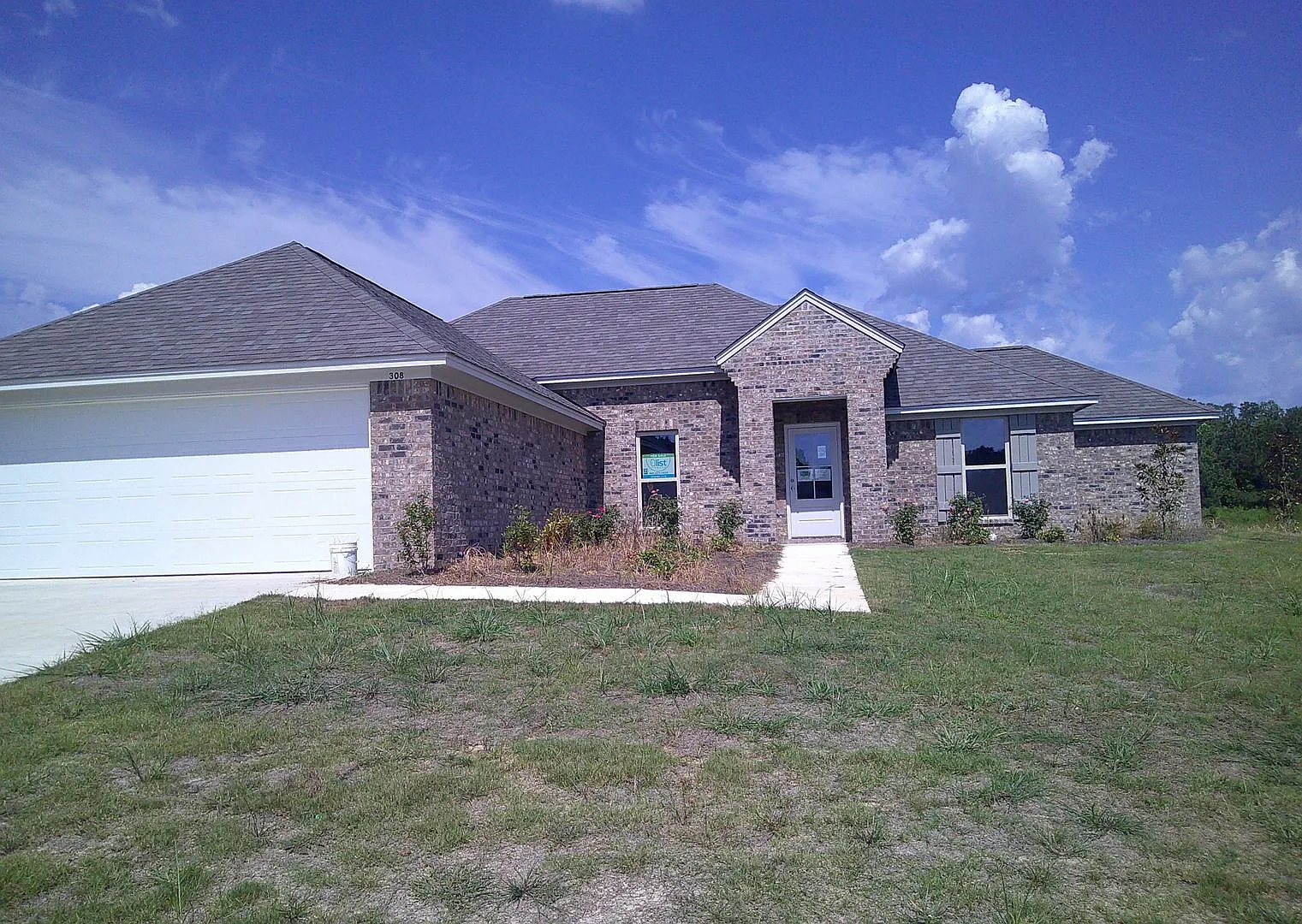 308 Jasmine Cove Lane Brandon, MS 39042 — Photo 1