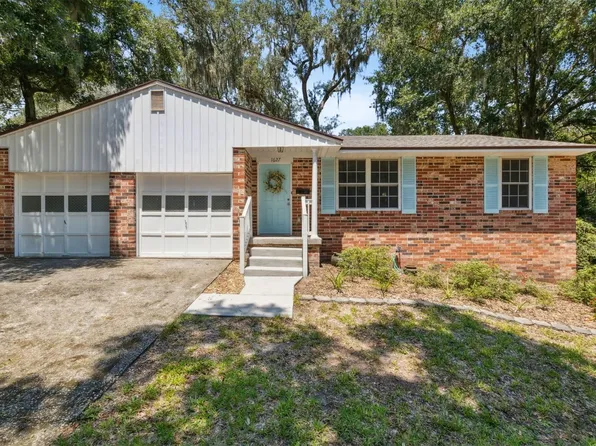 1627 Broome St, Fernandina Beach, FL 32034