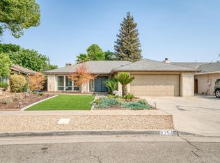 8254 N Del Mar Ave, Fresno, CA