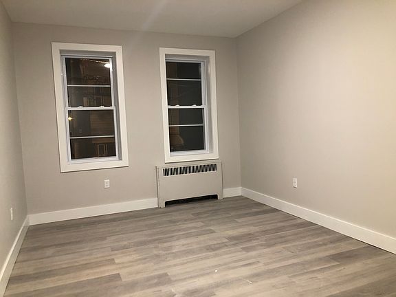 4th image of 96 Highland Ave #15Q