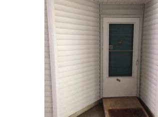 203 Stone Hurst Ct, New Castle, DE 19720