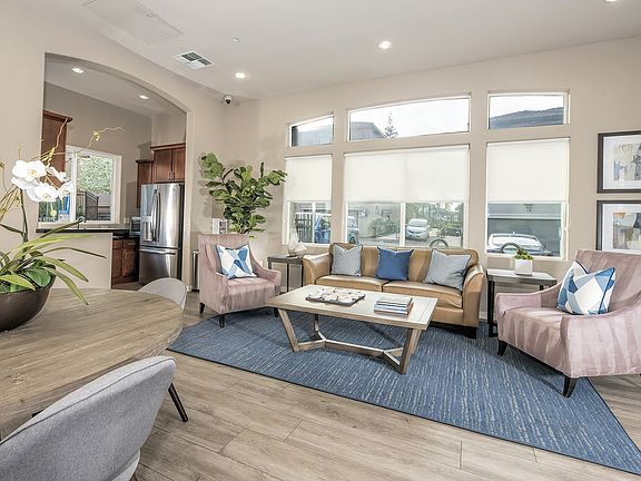 4th image of 413 Adora Cir #912