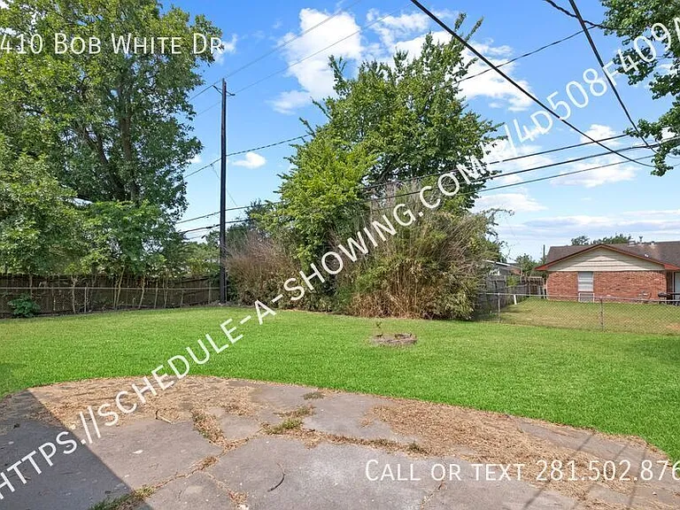8410 Bob White Dr — Photo 11
