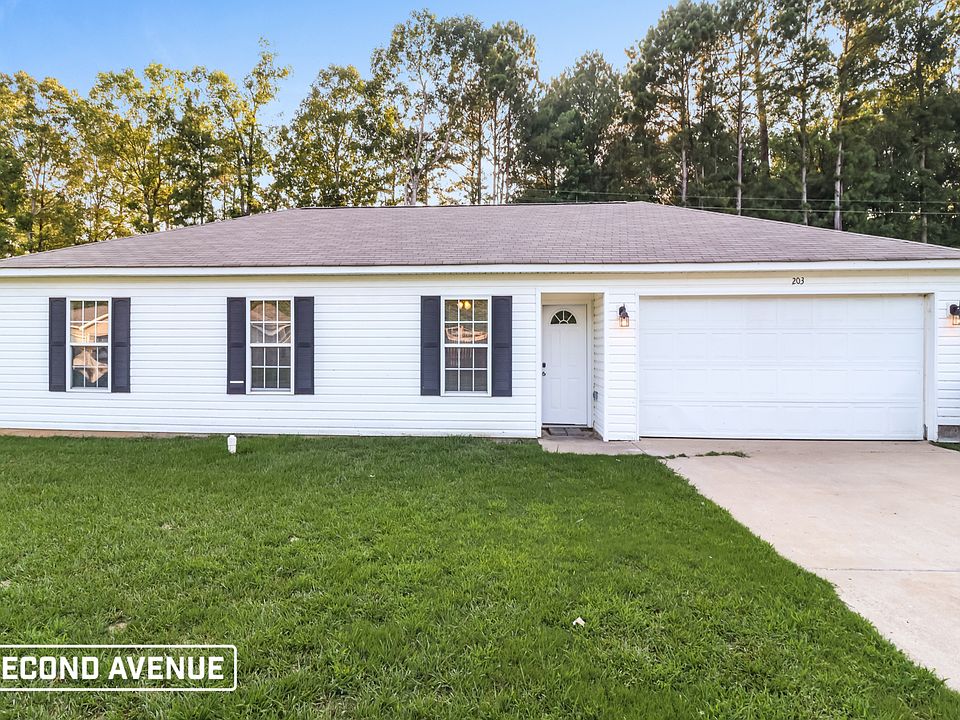 1st image of 203 Glen Oaks Dr
