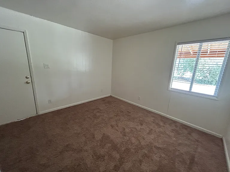 5132 W Osborn Rd — Photo 27
