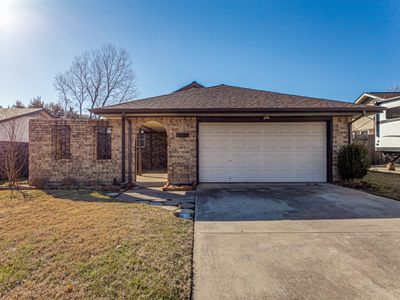 607 Parker Dr, Euless, TX, 76039