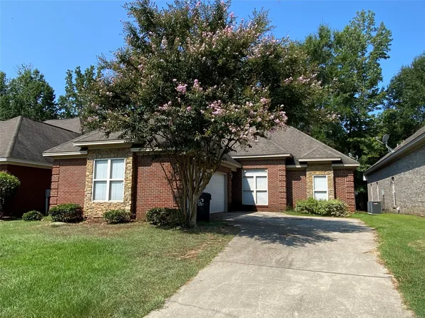 493 River Birch Cir, Wetumpka, AL 36093