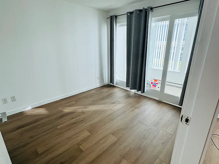 610 Granville St #4 — Photo 5