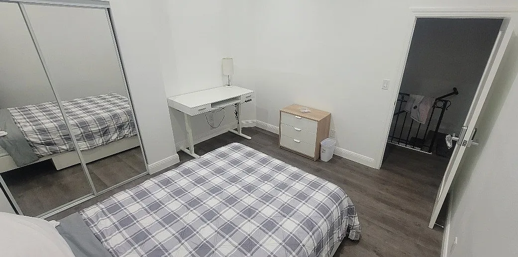 Bedroom 1 - view from back to front - Harrison St