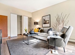 Lake Pointe, Minneapolis, MN 55429