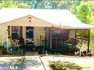 22920 Mobile St, Robertsdale, AL 36567