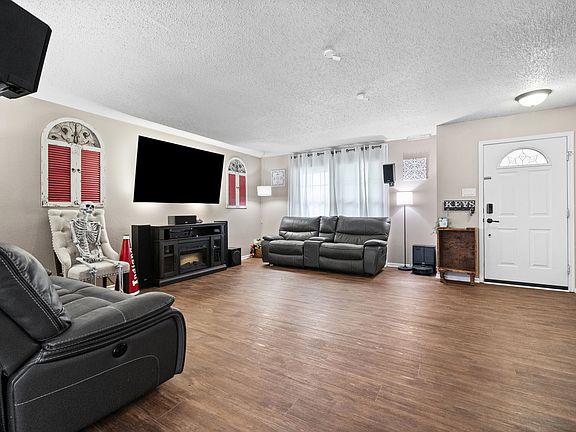 5th image of 5537 Front Point Ct