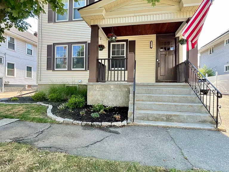 17 Laurel Rd #2 — Photo 35