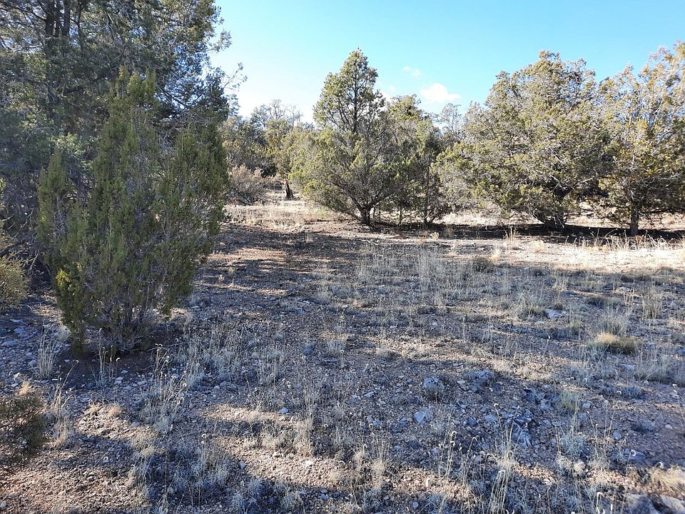 1st image of 32184 W Camino Oso