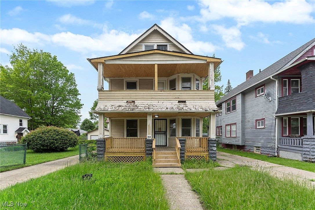 2938 E 130th St, Cleveland, OH 44120 | MLS #5123464 | Zillow