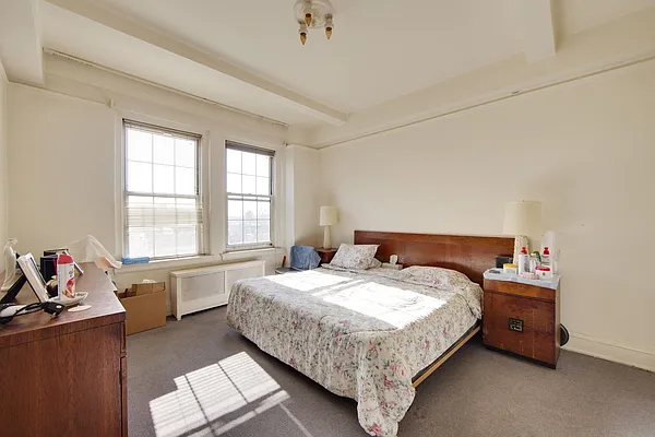 Sold by Compass | media 11