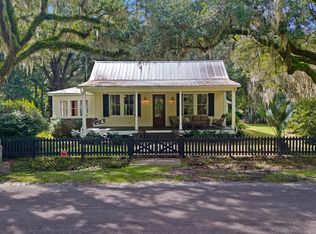 1095 Hughes Rd, Johns Island, SC 29455