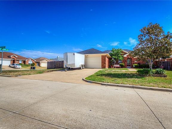 4th image of 4028 Colorado Springs Dr