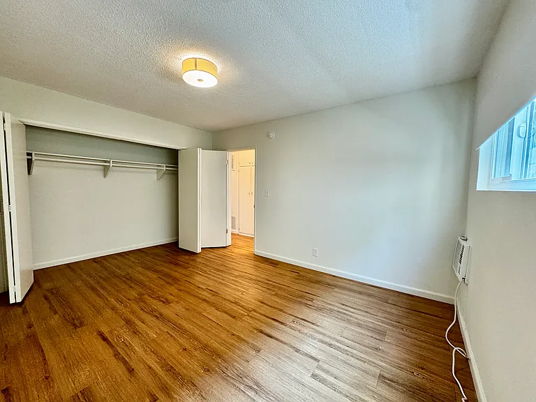 611 N Kings Rd #3 — Photo 18