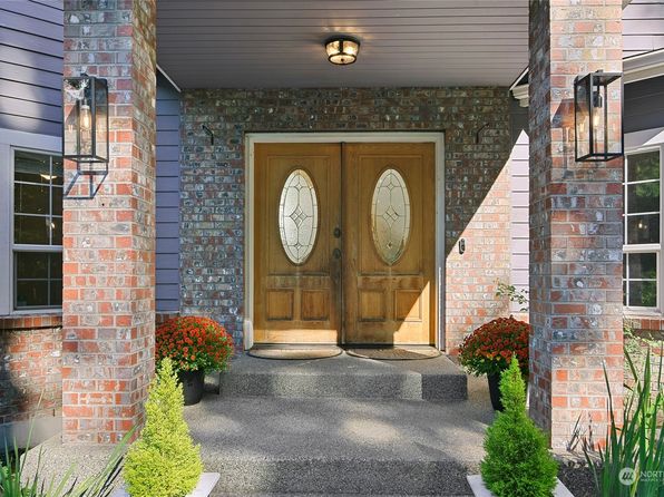 21420 Skyridge Lane NE, Poulsbo, WA 98370