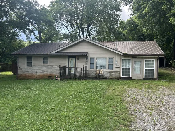 105 6th Ave SW, Winchester, TN 37398