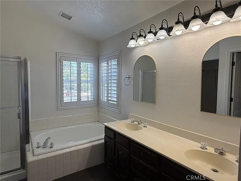 19530 Chinotto Ln — Photo 38