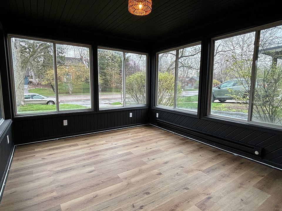 All Season Room