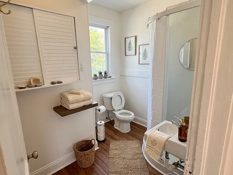 1818 N Pulaski St #1 — Photo 4