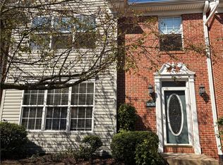 10569 Forest Hill Dr, Wexford, PA
