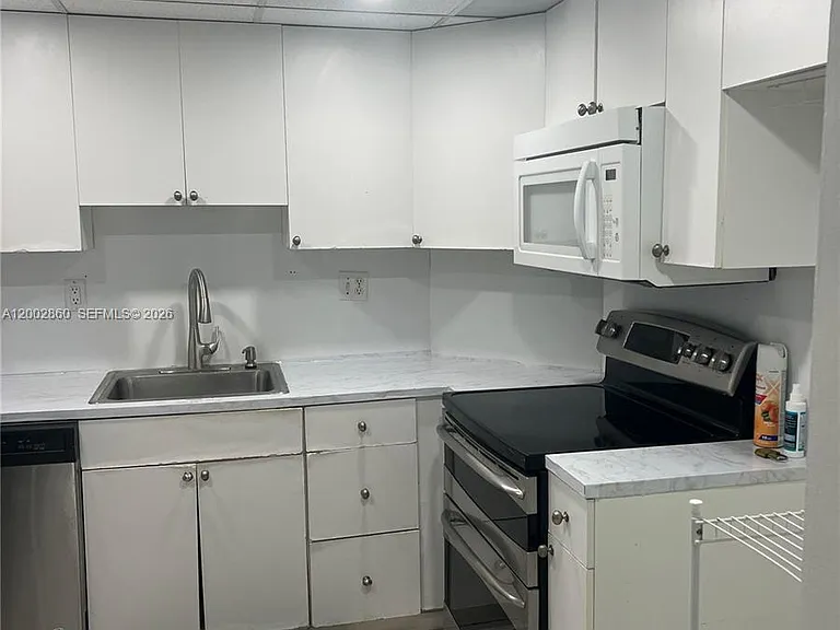 300 Bayview Dr #1410 — Photo 6