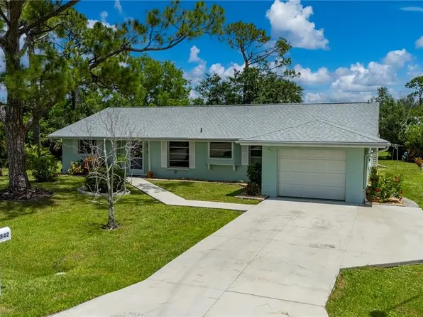 542 Lakehurst Ave, Pt Charlotte, FL 33952