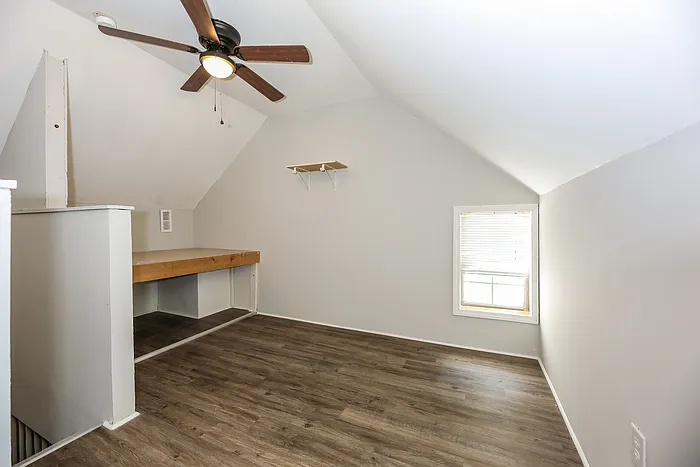 3 bed, 2.0 bath, 1260 sqft, $1,845 — Photo 4