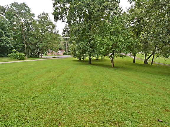 2nd image of 327 Dunbar Cave Rd