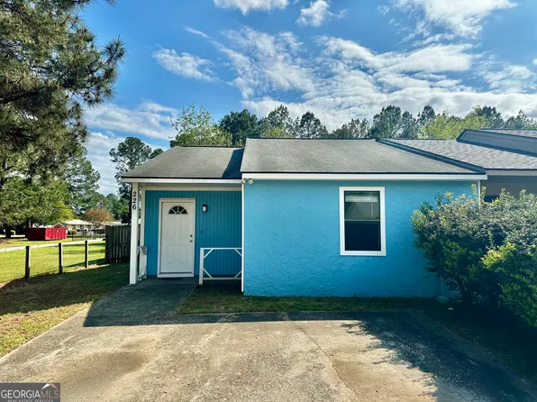 226 Northlake Dr, Warner Robins, GA 31093