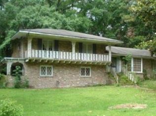 210 Court St, Chickasaw, AL 36611