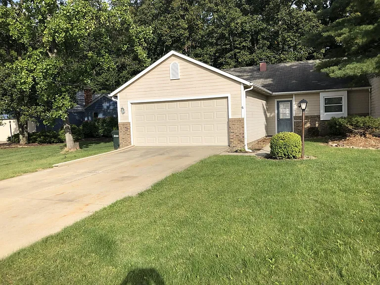 7017 Fry Rd — Photo 1