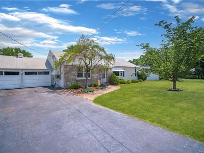 481 Gilbert Avenue, Hamden, CT, 06514