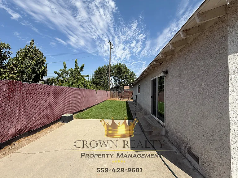 1836 W School Ave — Photo 14