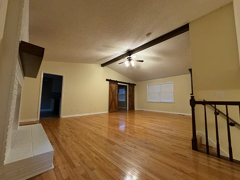 130 Water Oak Ct — Photo 6