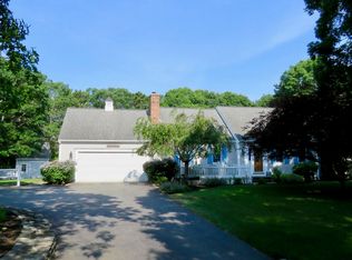6 Macandrew Dr, Dennis, MA 02638