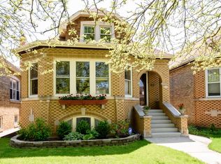 5824 N Manton Ave, Chicago, IL 60646