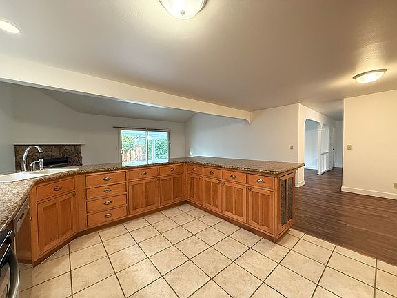 Large Kitchen