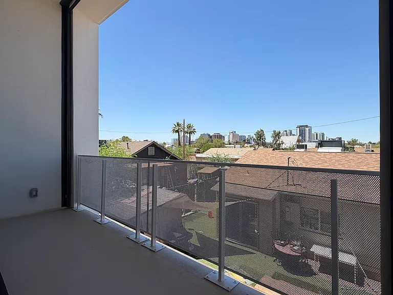 1150 E Roosevelt St #6 — Photo 17