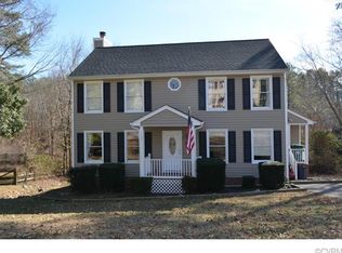 7109 Foxbernie Dr, Mechanicsville, VA 23111