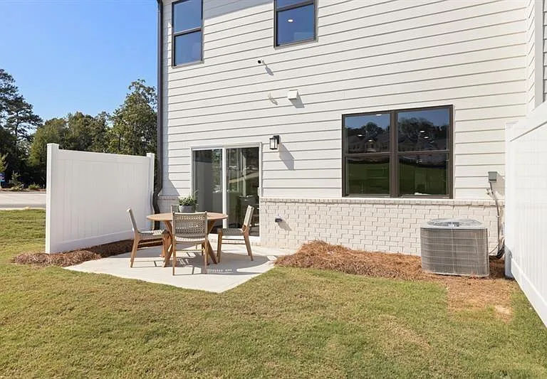 1722 Harper Lily Ln — Photo 25