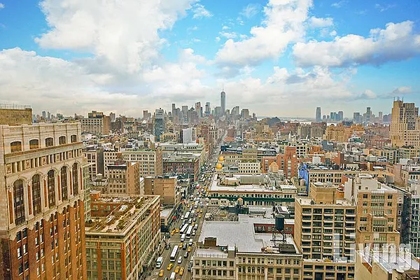 Sold by Living New York | media 5